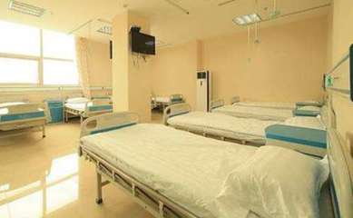 廣西醫(yī)科大學(xué)第一附屬醫(yī)院激光視力矯正費用查詢?技術(shù)亮點&術(shù)后120天案例