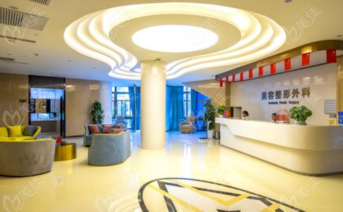 昆明可以豐胸的醫(yī)院有哪些 這5家隆胸做的好采用微創(chuàng)內(nèi)窺鏡手術(shù)