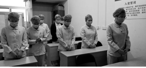 緬懷英雄 廣西醫科大學第二附屬醫院為疫情犧牲烈士和逝世同胞深切默哀