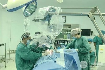 廣西醫(yī)科大學(xué)第一附屬醫(yī)院美容科收費(fèi)標(biāo)準(zhǔn)公布,醫(yī)生排名+整形案例