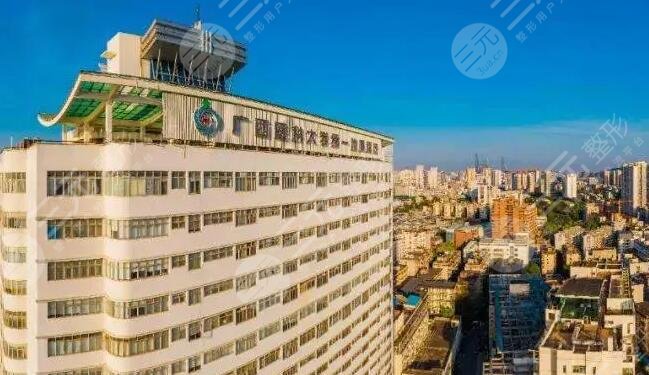 廣西醫(yī)科大學(xué)第一附屬醫(yī)院隆鼻多少錢?貴嗎?哪個醫(yī)生隆鼻自.